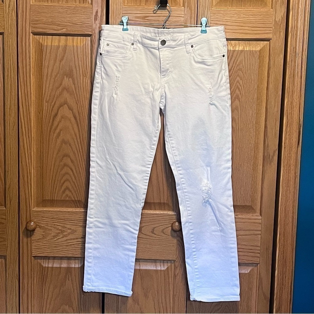 Kut from the Kluth White Distressed Jeans Size 10